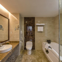 Muong Thanh Holiday Quang Binh Hotel 13