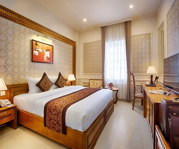 Riverside Hotel Quang Binh 5