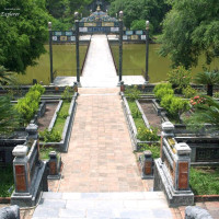 Tour Du Lich Mien Trung Tour Mien Trung 5 Ngay 4 Dem Lang Minh Mang A